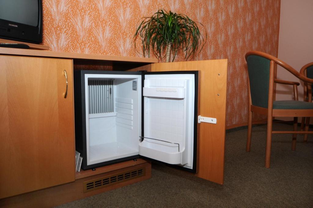Hotel Bily Jednorozec Trzeboń Pokój zdjęcie